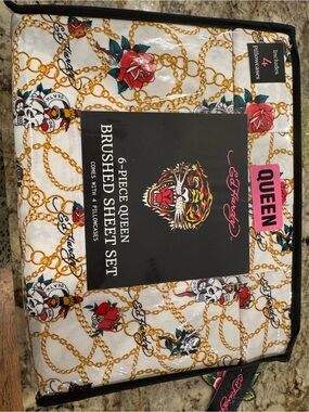 Ed Hardy White Sheet Set with Gold Chain and Red Rose Tattoo Motif